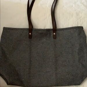 New  Piazza flannel tote
